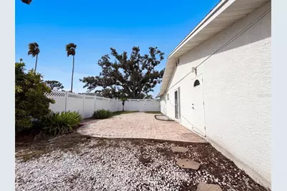 1672 Jupiter Road, Venice, FL 34293 - Photo 27