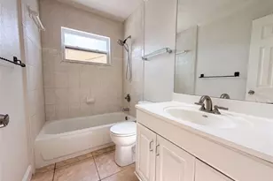 1672 Jupiter Rd, Venice, FL 34293 - Photo 19
