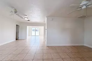 1672 Jupiter Rd, Venice, FL 34293 - Photo 3