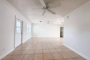 1672 Jupiter Rd, Venice, FL 34293 - Photo 7