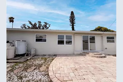 1672 Jupiter Road, Venice, FL 34293 - Photo 5