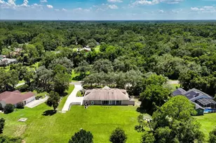 180 River Oaks Cir, Sanford, FL 32771 - Photo 3