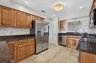 564 Brookside Cir, Maitland, FL 32751 - Photo 13