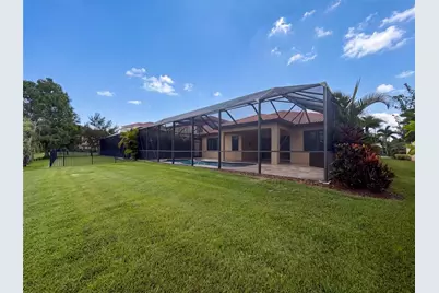 2575 Grand Lakeside Drive, Palm Harbor, FL 34684 - Photo 43