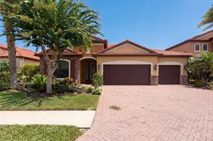 2575 Grand Lakeside Dr, Palm Harbor, FL 34684 - Photo 1