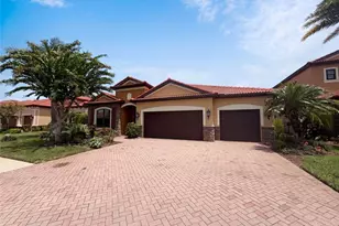 2575 Grand Lakeside Dr, Palm Harbor, FL 34684 - Photo 1
