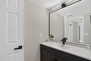 4075 Shannon Brown Dr, Orlando, FL 32808 - Photo 17