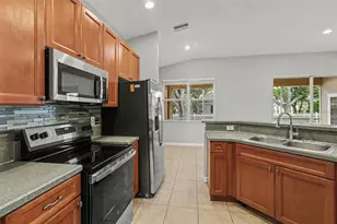 11432 Laurel Brook Ct, Riverview, FL 33569 - Photo 9