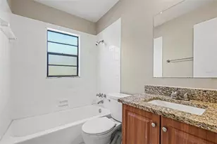2345 Northview Dr, Lakeland, FL 33810 - Photo 9