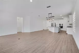 8318 Vivaro Isle Way, Windermere, FL 34786 - Photo 5