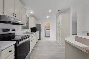 27817 W Pelican Isle Dr, Leesburg, FL 34748 - Photo 5