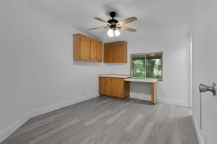 27817 W Pelican Isle Dr, Leesburg, FL 34748 - Photo 23