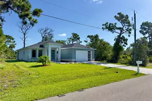 140 Linda Lee Dr, Rotonda West, FL 33947 - Photo 3