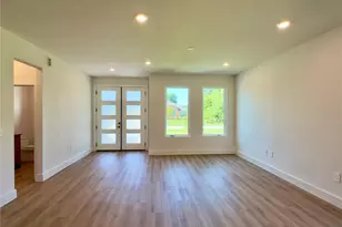 140 Linda Lee Dr, Rotonda West, FL 33947 - Photo 11