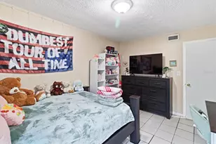 931 W Oak Ridge Rd, Orlando, FL 32809 - Photo 17