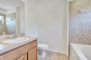 11531 84th St Cir E, Parrish, FL 34219 - Photo 9