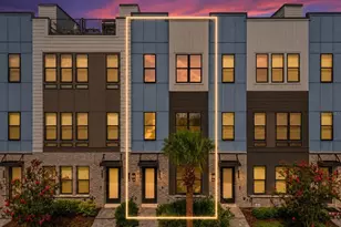2058 Packing District Wy, Orlando, FL 32804 - Photo 1