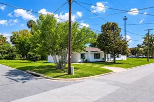 180 N Kentucky Ave, Umatilla, FL 32784 - Photo 49