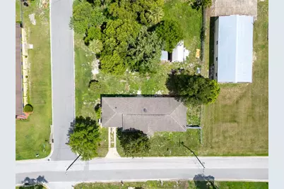 180 N Kentucky Avenue, Umatilla, FL 32784 - Photo 45