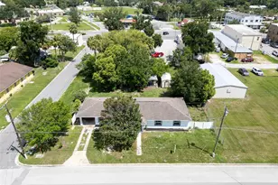180 N Kentucky Ave, Umatilla, FL 32784 - Photo 47