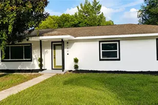 180 N Kentucky Ave, Umatilla, FL 32784 - Photo 1