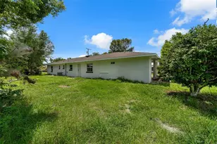 180 N Kentucky Ave, Umatilla, FL 32784 - Photo 43