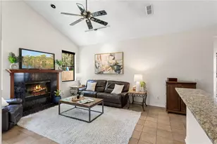 3920 Running Water Dr, Orlando, FL 32829 - Photo 5