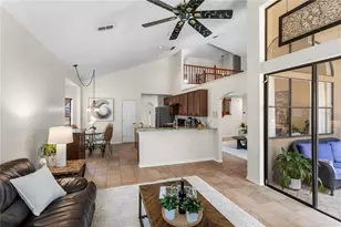 3920 Running Water Dr, Orlando, FL 32829 - Photo 9