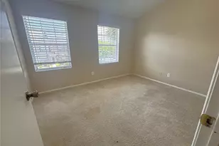 6235 Bayside Key Dr, Tampa, FL 33615 - Photo 9