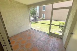 6235 Bayside Key Dr, Tampa, FL 33615 - Photo 11