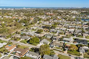 13923 Brewster Dr, Largo, FL 33774 - Photo 35