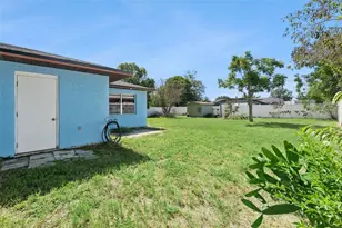 1065 Falcon St, Deltona, FL 32725 - Photo 25