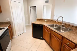 6157 Metrowest Blvd, Orlando, FL 32835 - Photo 5