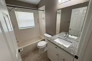 1221 Singleton Cir, Groveland, FL 34736 - Photo 11