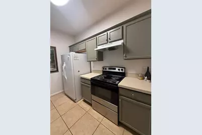 6214 Stevenson Drive #305, Orlando, FL 32835 - Photo 7