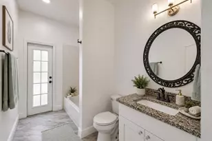 2031 Wintermere Pointe Dr, Winter Garden, FL 34787 - Photo 17