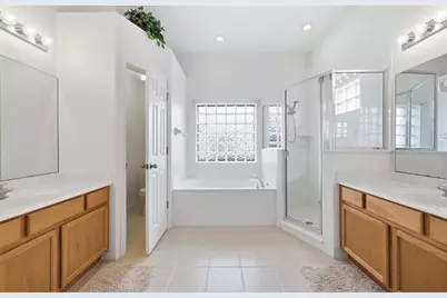 458 Bloomingdale Drive, Davenport, FL 33837 - Photo 13