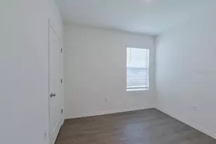 31942 Katelin Cir, Leesburg, FL 34748 - Photo 9