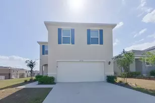 32048 Katelin Cir, Leesburg, FL 34748 - Photo 1