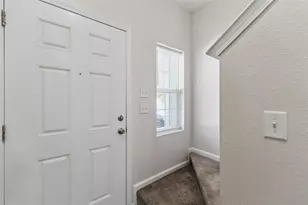 3551 Rain Forest Dr W, Jacksonville, FL 32277 - Photo 5