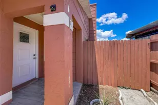 7122 Harbor Heights Cir, Orlando, FL 32835 - Photo 9