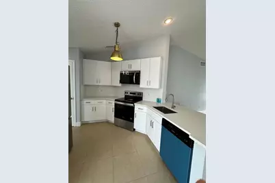 3119 Fairfield Drive, Kissimmee, FL 34743 - Photo 11