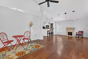 2902 Afton Cir, Orlando, FL 32825 - Photo 11