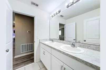 405 Kestrel Drive, Groveland, FL 34736 - Photo 29
