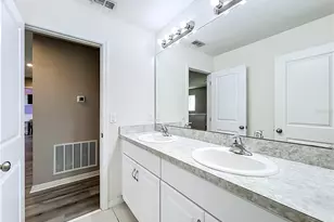 405 Kestrel Dr, Groveland, FL 34736 - Photo 29