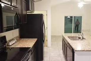 1906 Pontoon Pl, Kissimmee, FL 34746 - Photo 3