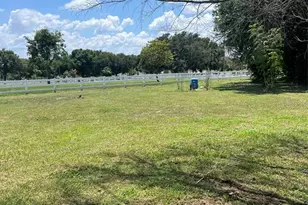 915 Hillside Ct S, Winter Haven, FL 33881 - Photo 3