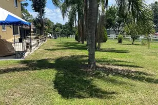 915 Hillside Ct S, Winter Haven, FL 33881 - Photo 5