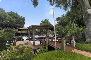 27728 Lisa Dr, Tavares, FL 32778 - Photo 27