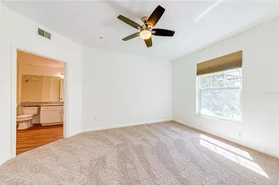 5500 Metrowest Boulevard #14-203, Orlando, FL 32811 - Photo 11